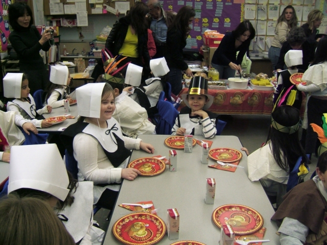 Ð¿Ð¸Ð»Ð¸Ð³Ñ€Ð¸Ð¼Ñ‹ Ð·Ð° ÑÑ‚Ð¾Ð»Ð¾Ð¼
