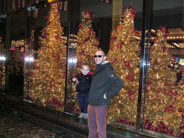 16.12.06
Ð’Ð°Ð»ÐµÑ€Ð° Ñ Ð¯ÑˆÐµÐ¹ Ð¿Ð¾ÑÑ€ÐµÐ´Ð¸ Ñ‘Ð»Ð¾Ñ‡ÐµÐº
